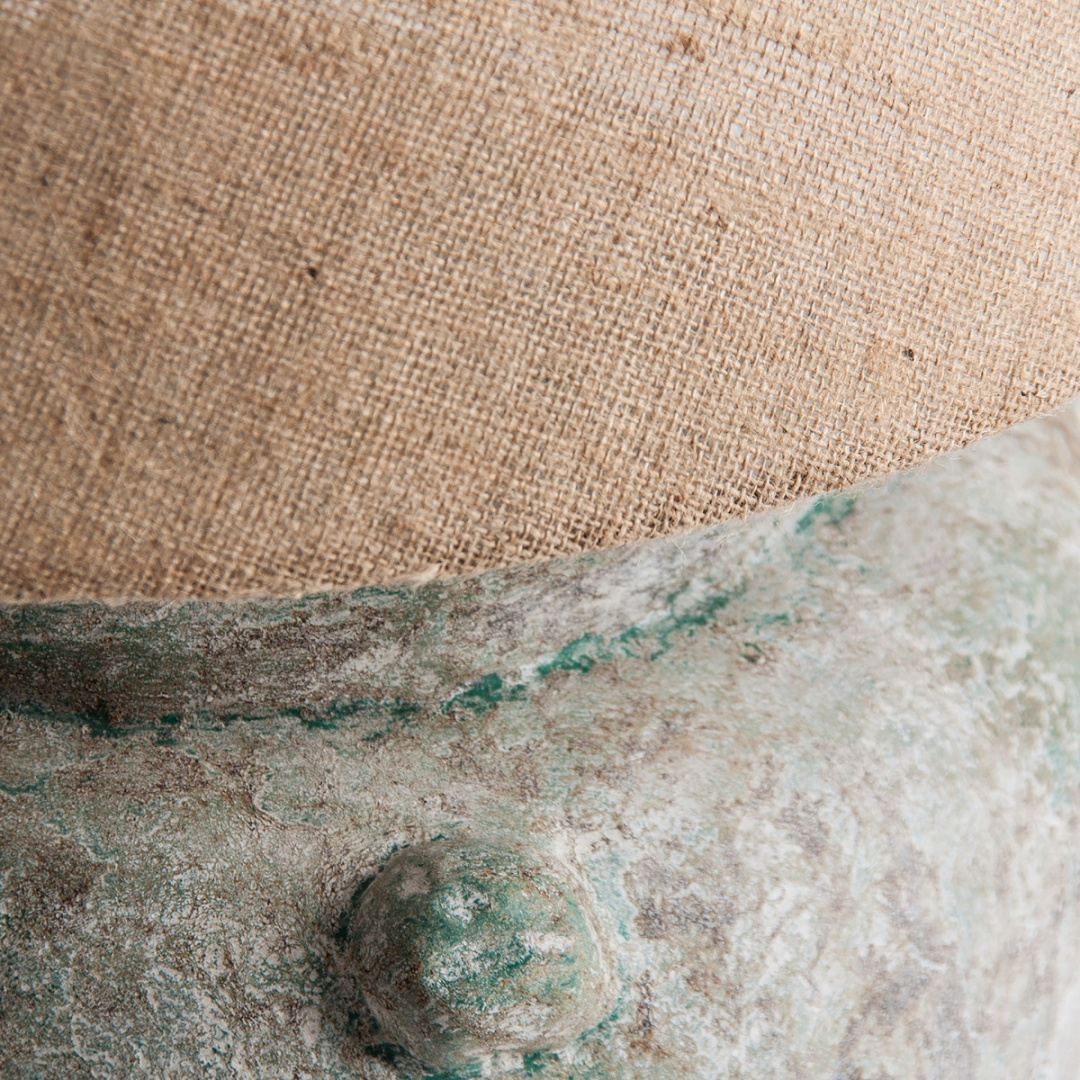 Lámpara de sobremesa en terracota de tono azul verdoso