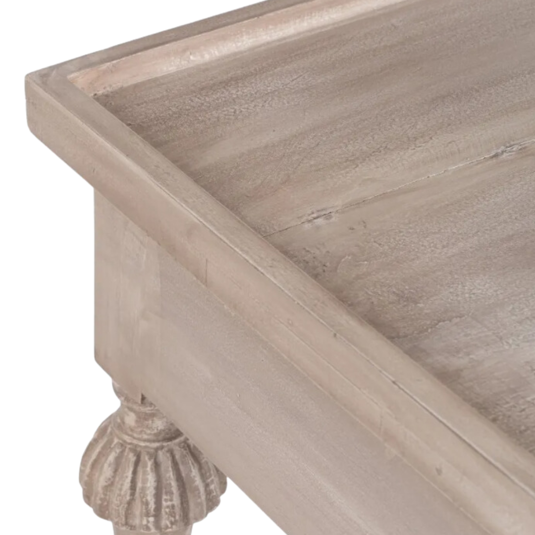 Mesita de noche de madera mindi